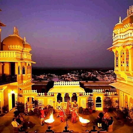 Deogarh Mahal Hotel Devgarh  Buitenkant foto