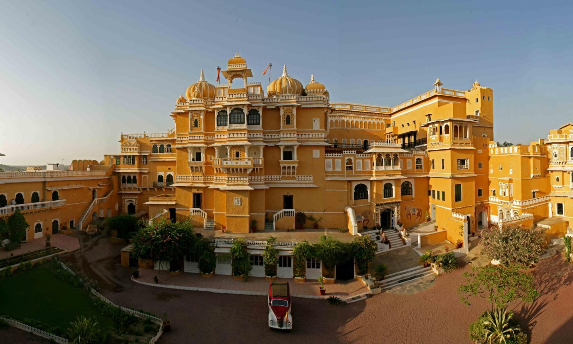 Deogarh Mahal Hotel Devgarh  Buitenkant foto